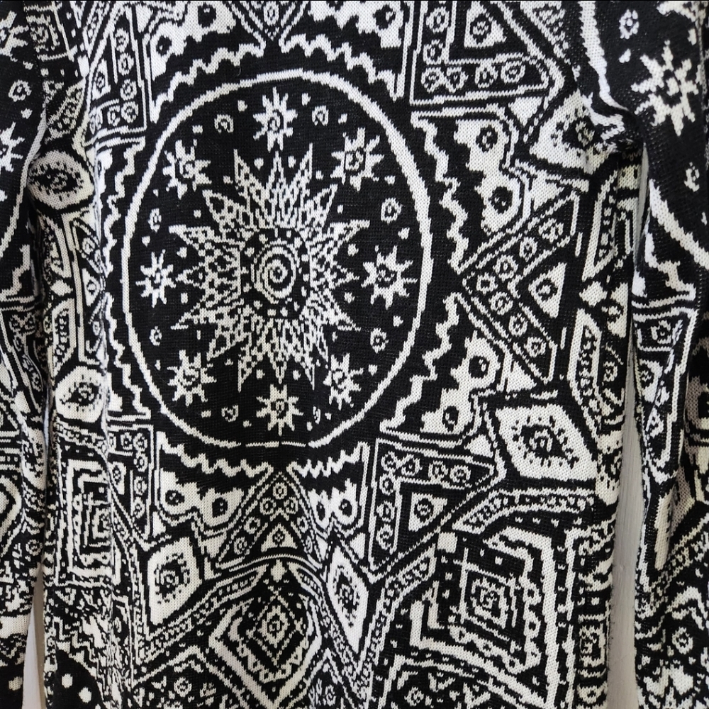Urban Outfitters Black & White Celestial Intarsia Open Front Cardigan Sweater - Picture 5 of 8
